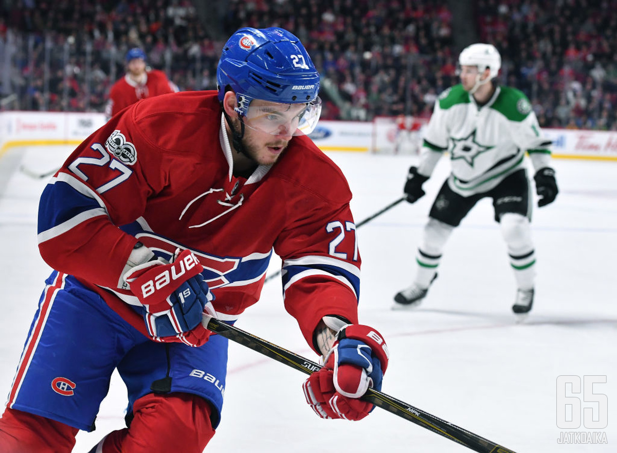 Alex Galchenyuk kaupattiin Arizona Coyotesiin.