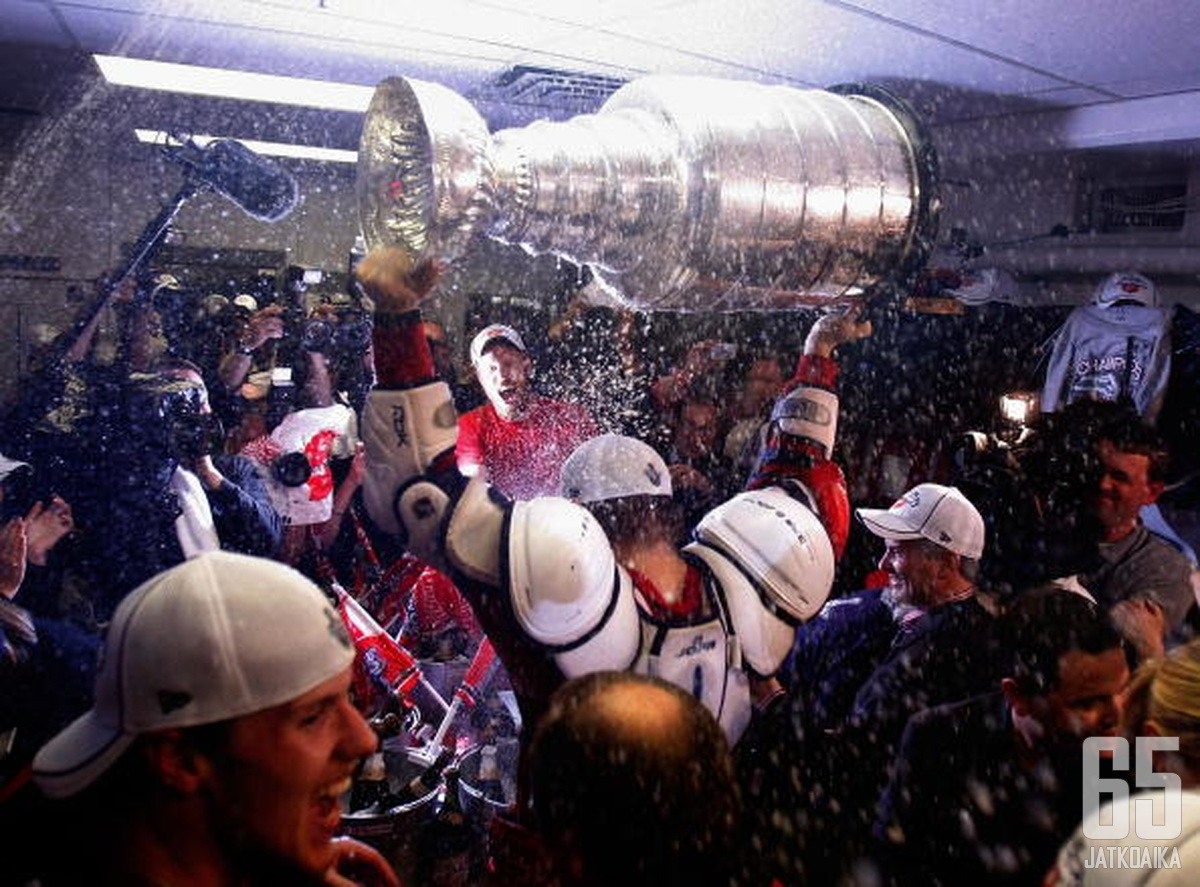 Stanley Cup -juhla on edessä joko Määtällä tai Donskoilla.