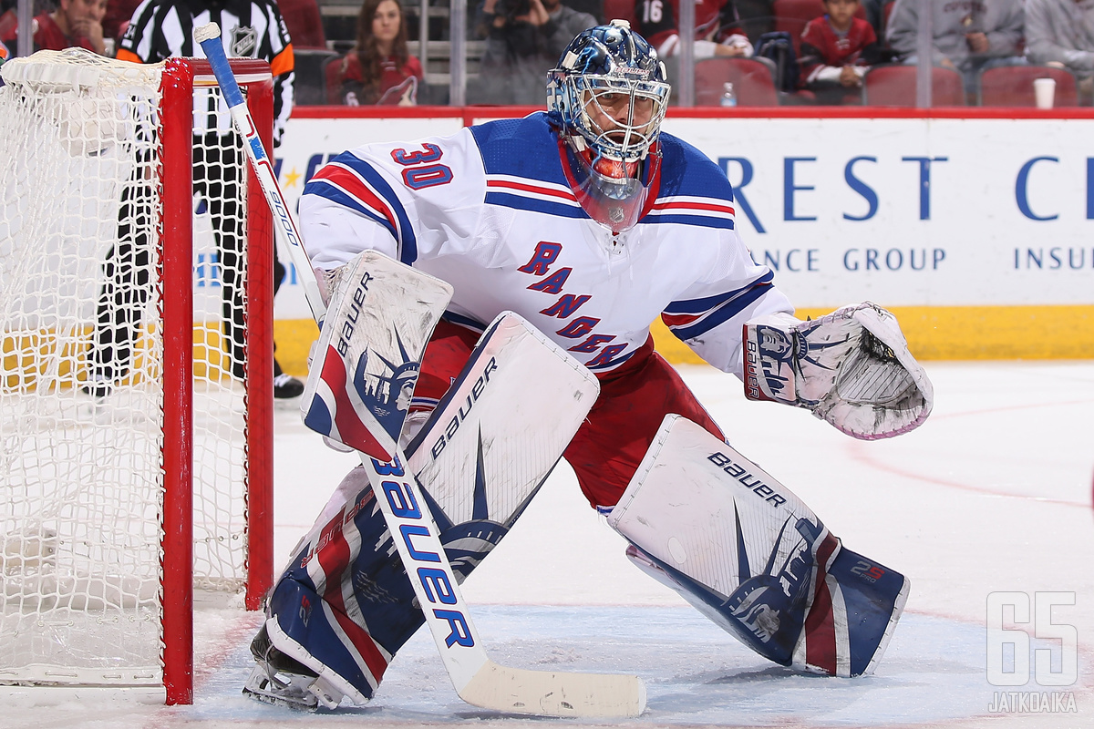 Henrik Lundqvist saa ansaitsemansa kunnianosoituksen.