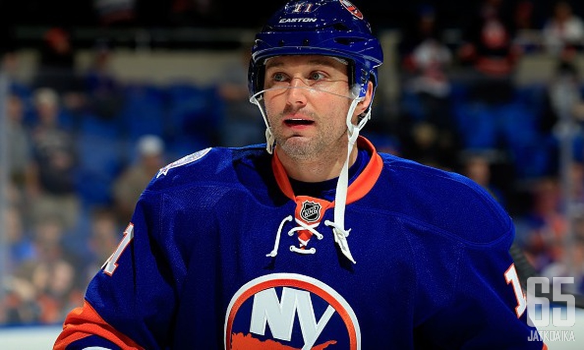 Visnovsky esiintyi NHL:ssä vielä kaudella 2014-15.