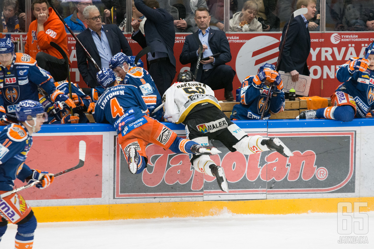 Kärpät ja Tappara kohtaavat jälleen Liigan finaaleissa. Tällä kertaa kirvesrinnat ovat kirkas ennakkosuosikki.