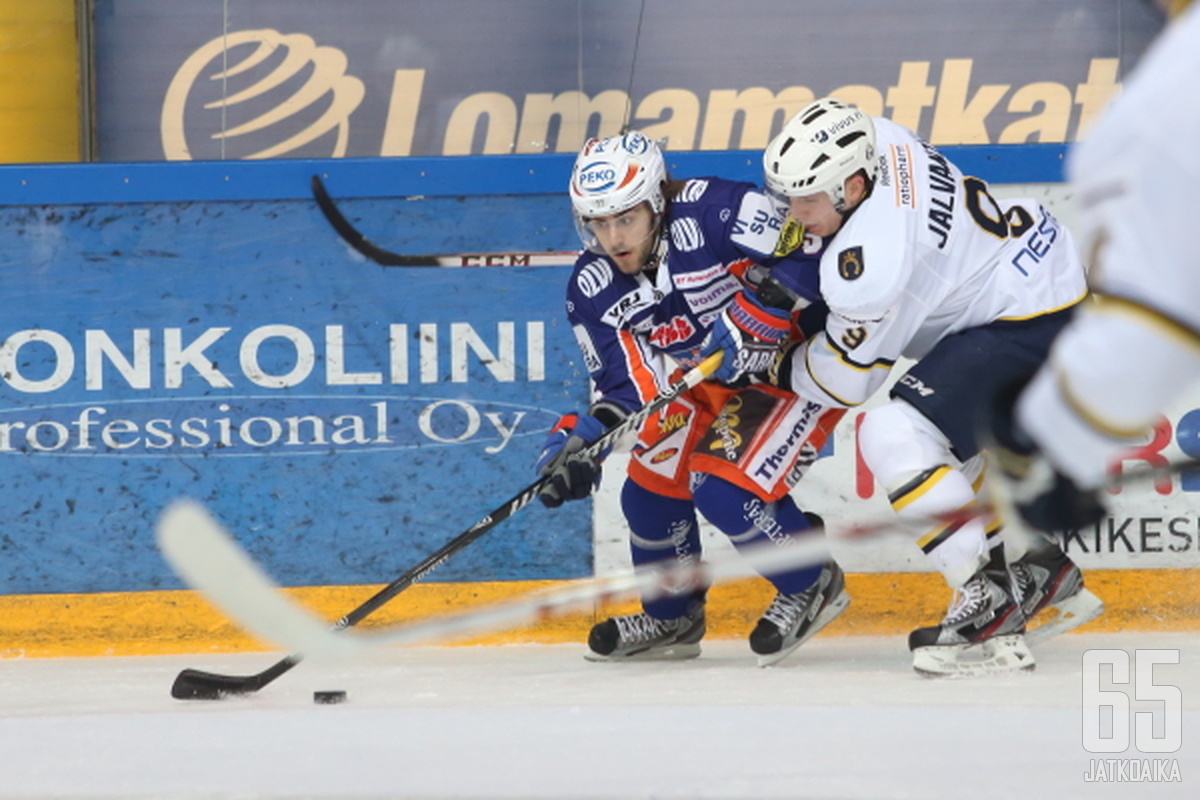 Tappara oli Bluesia potkun edellä.