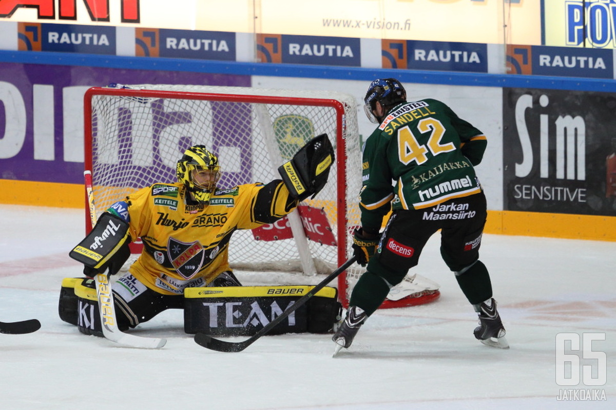 Eero Kilpeläinen torjui Tampereella voiton KalPalle.