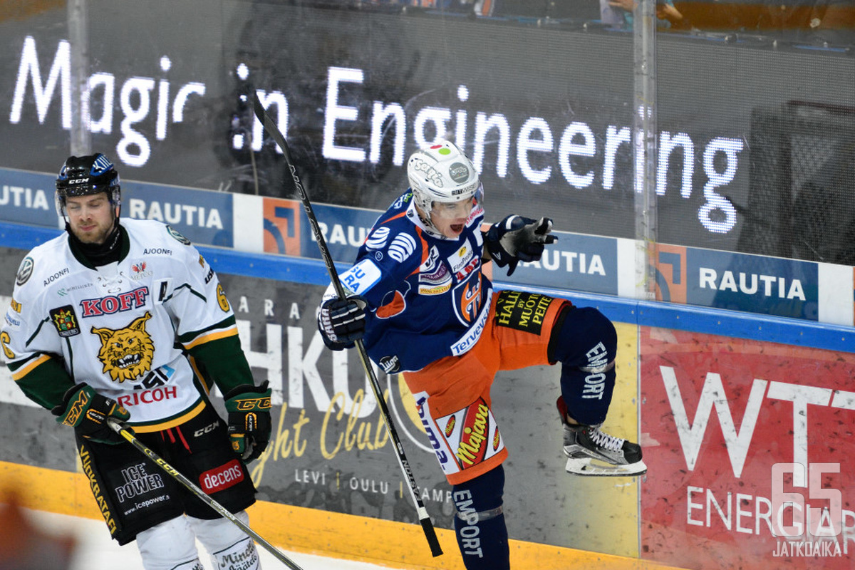 Honkanen kantoi kahdella edelliskautta Tappara-paitaa.