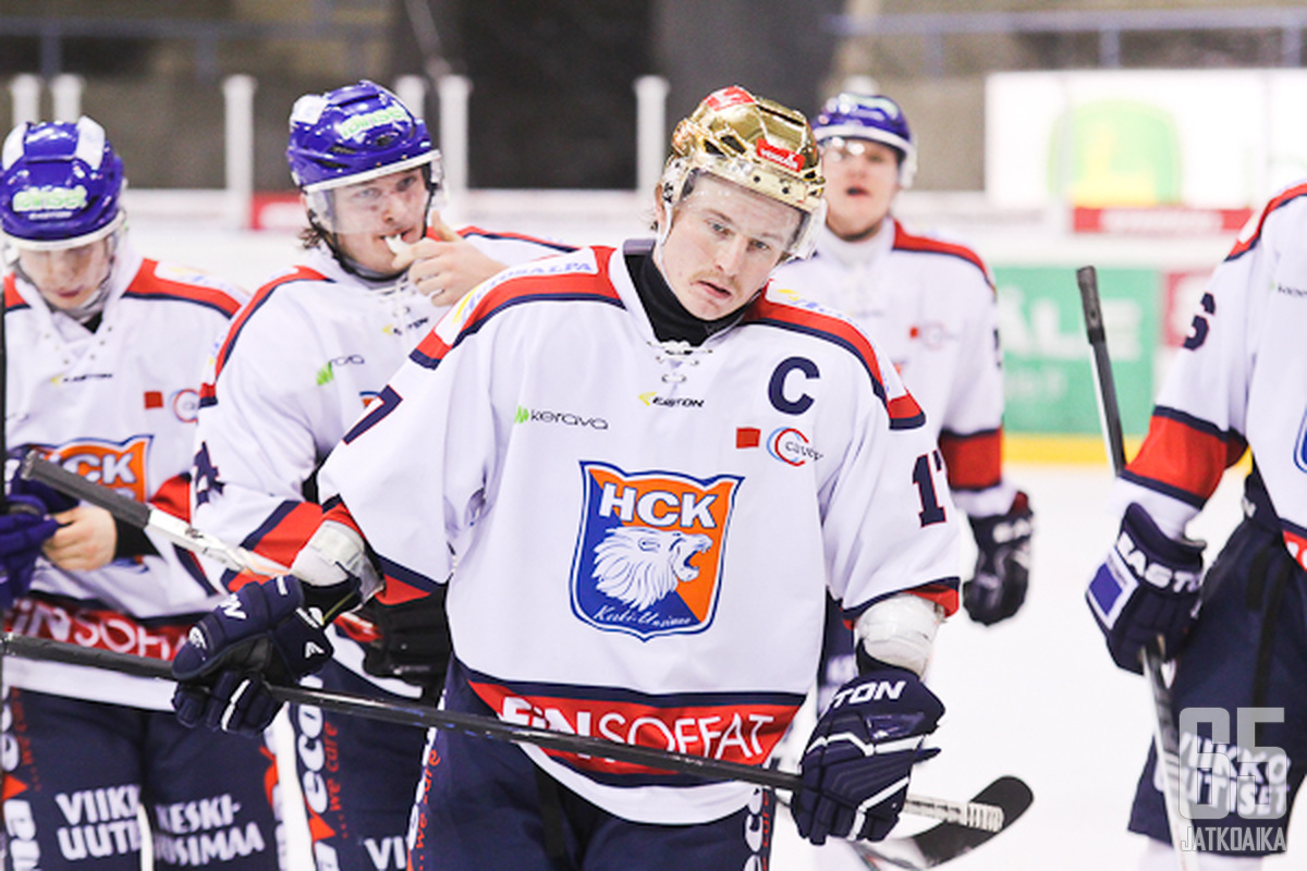Vaikean kauden aikana Kapteeni Jesse Uronen oli joukkueen yksi suurimmista onnistujista.