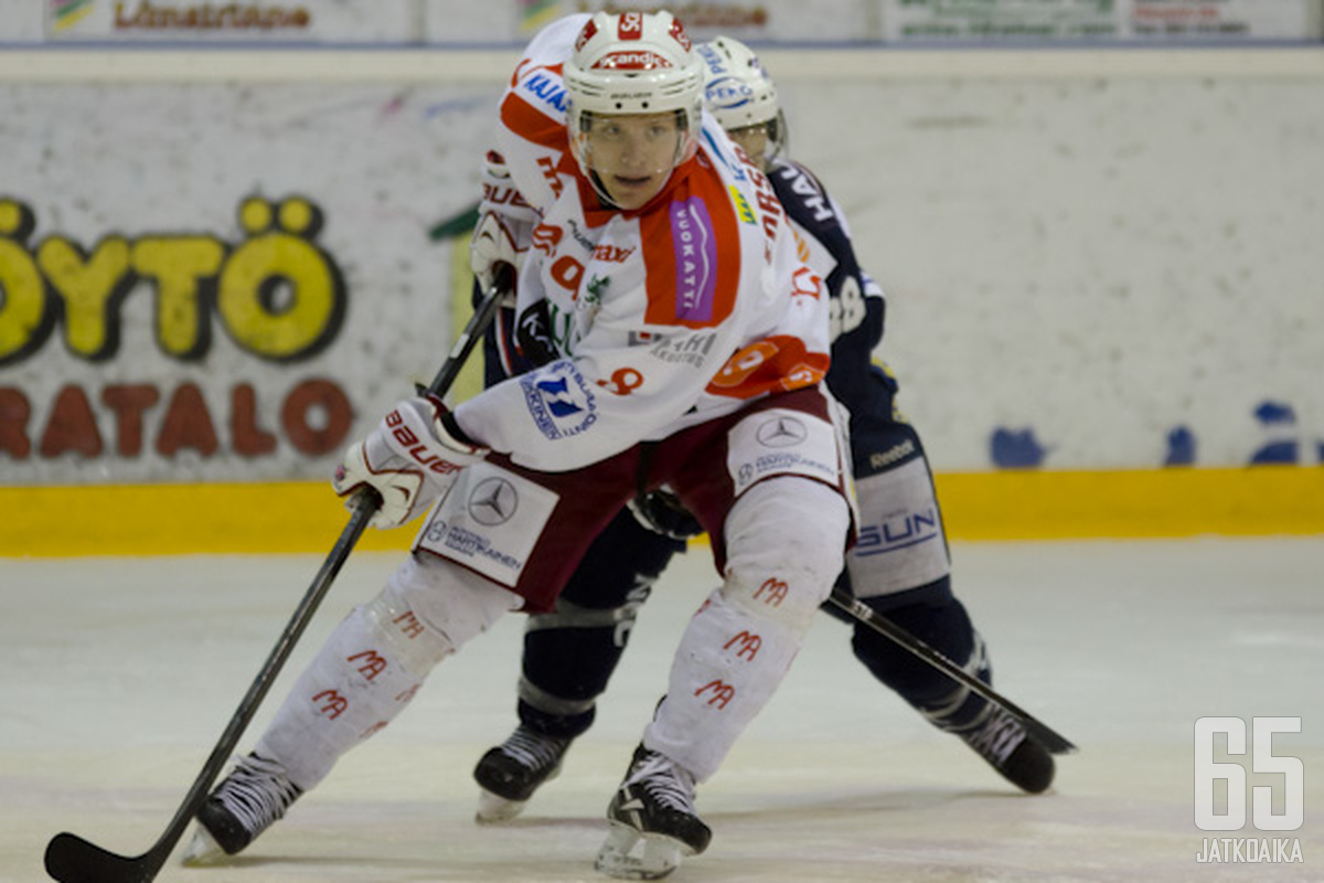 Henrik Forsberg puolusti viime kaudella Kajaanissa.