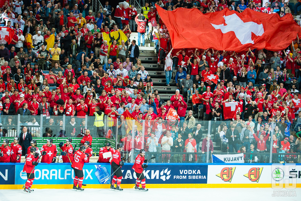 Sveitsin juhlat ovat olleet vähissä turnauksen aikana.