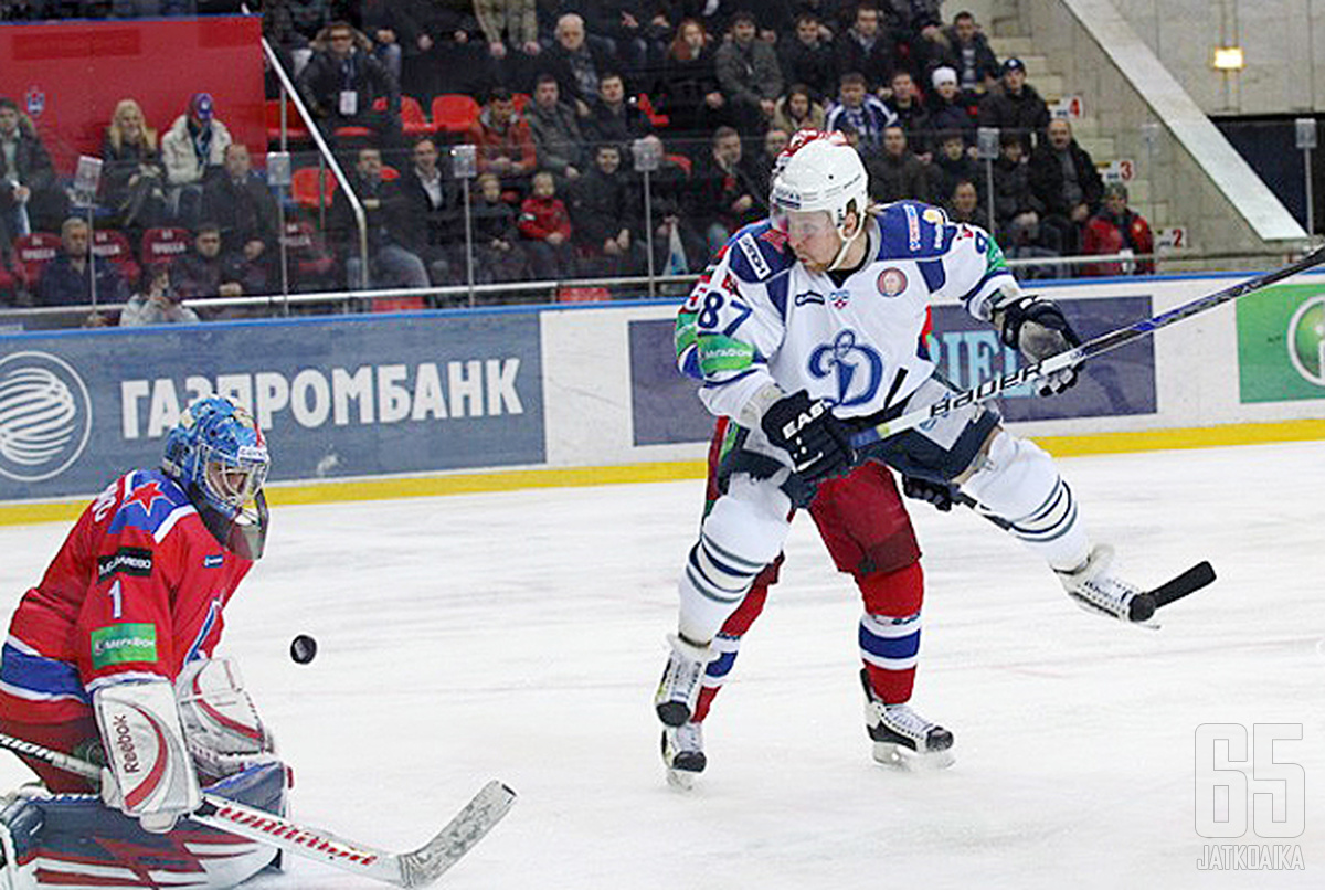 Leo Komarov on pelannut Dinamon paidassa jo viisi kautta.