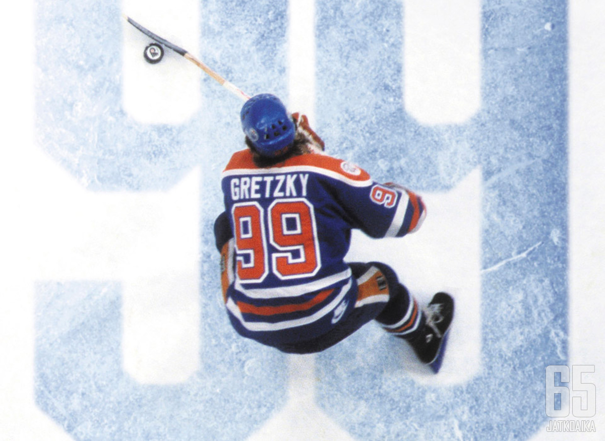 Gretzky käy tarinoin läpi NHL:n 99 ensimmäistä vuotta.