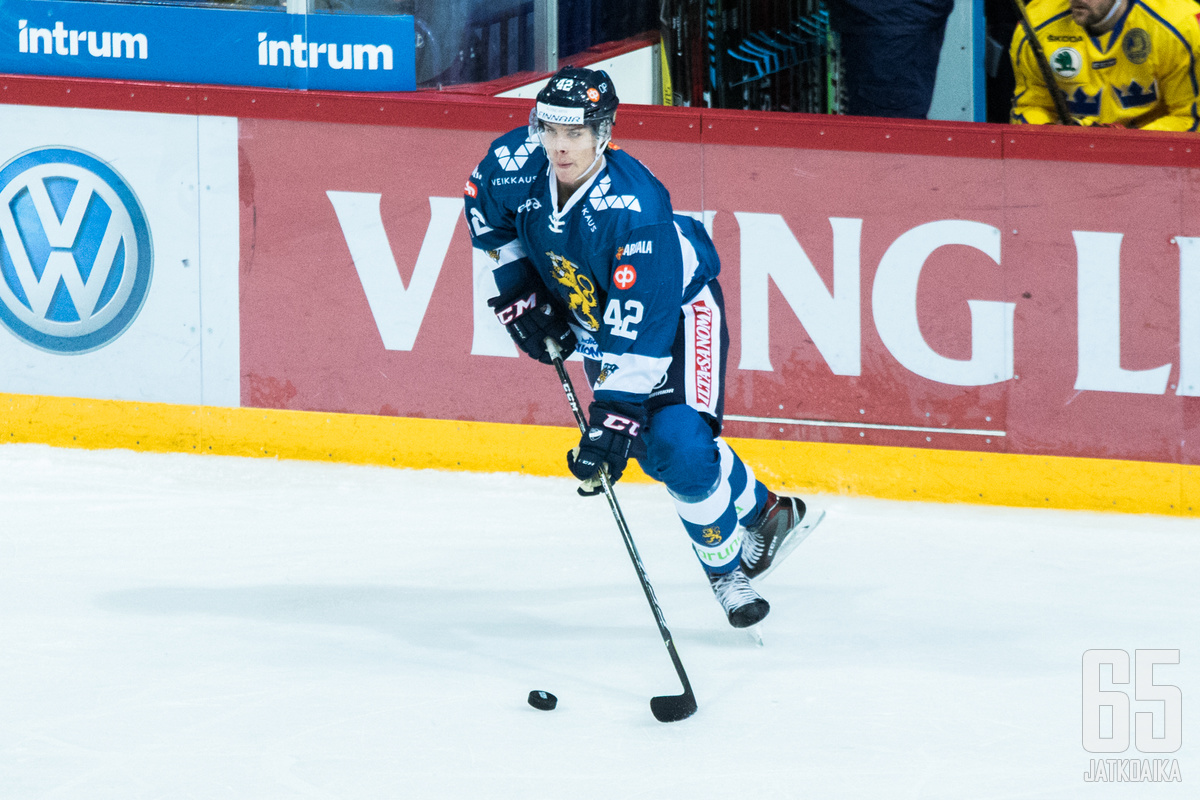 Miro Heiskanen pelasi vakuuttavasti Helsingin EHT:lla.