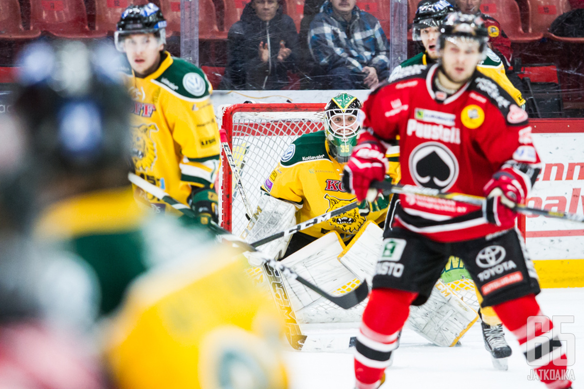 Lehtonen nollasi Ässät ja Ilves eteni jatkoon.