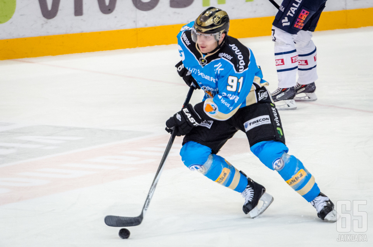 Redebach kiekkoili Suomessa viimeksi Pelicansissa.