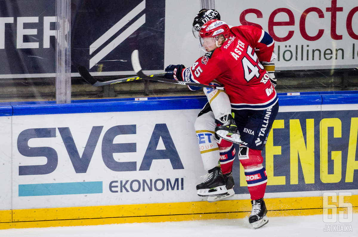 Åsten jatkaa kovia otteitaan HIFK:ssa kevääseen 2018.