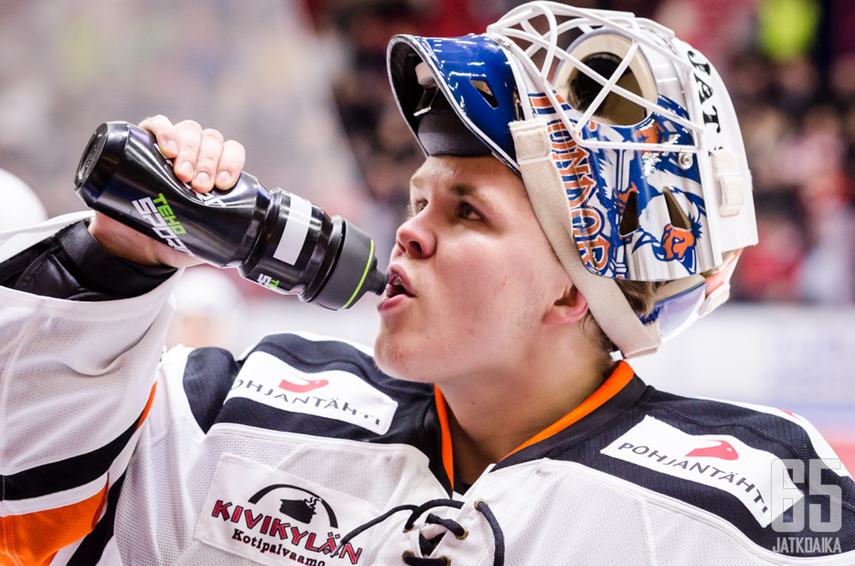 Eetu Laurikainen kutsuttiin yllättäen takaisin Edmonton Oilersin organisaatioon.