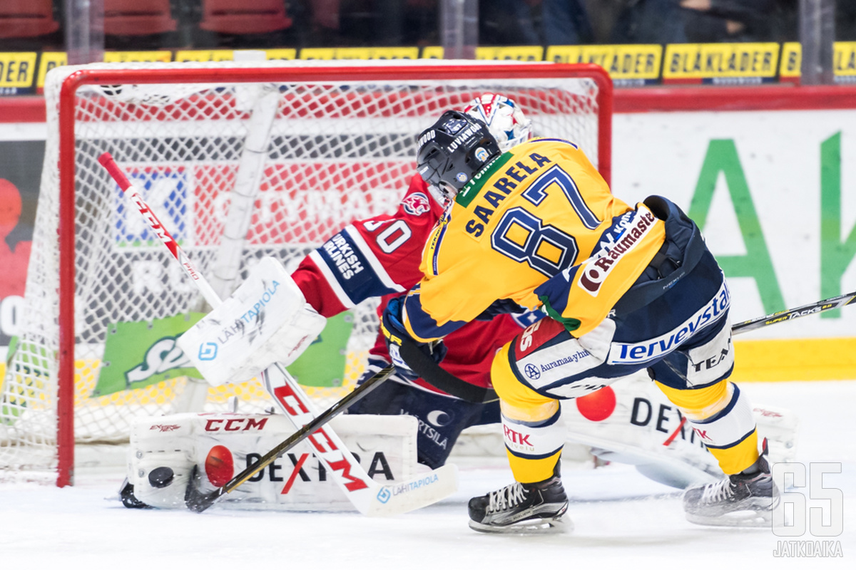 Rauman Lukon kasvatti Aleksi Saarela on lähellä AHL:n mestaruutta.