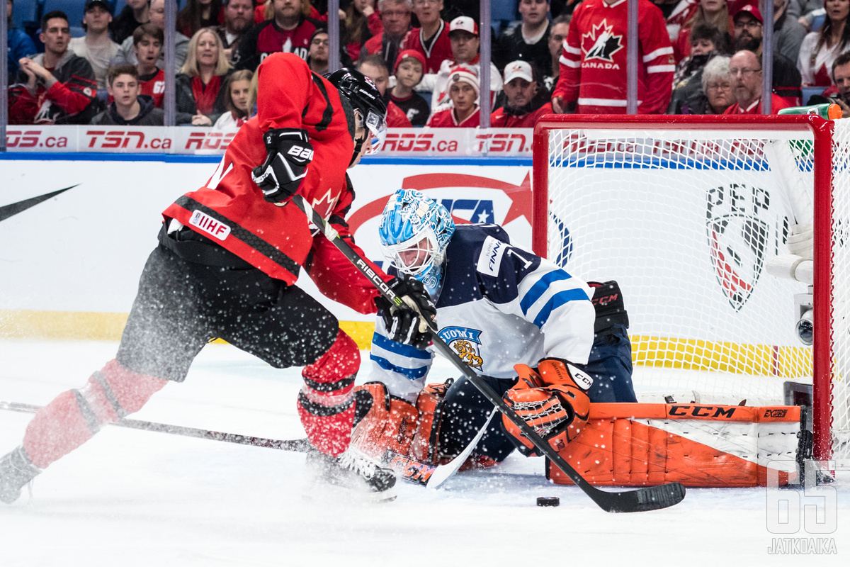 Kanada vei avausottelun Suomea vastaan 4–2.