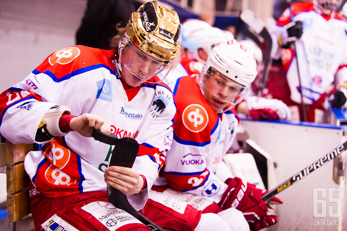 Antti Kalapudas pelaa viikonloppuna viimeiset pelinsä ennen nuorten MM-leiriä.