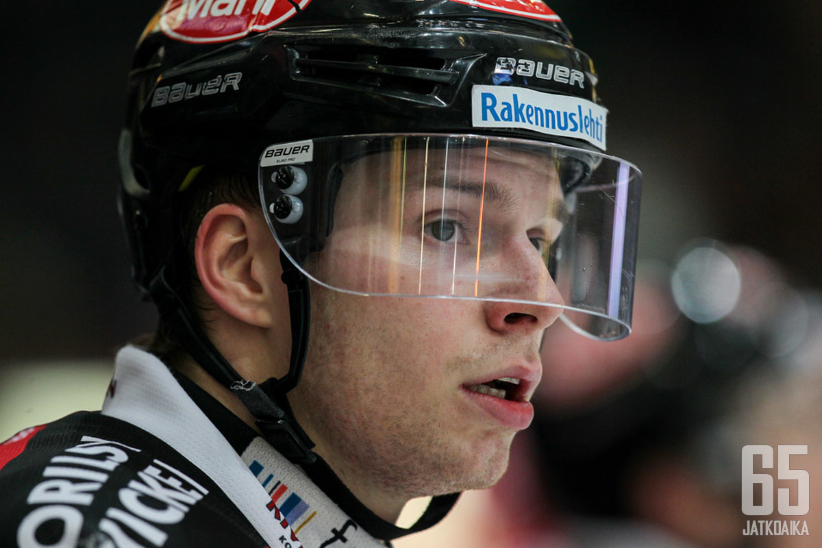 Sami Lähteenmäki pelaa seuraavat kaksi kautta Raumalla.
