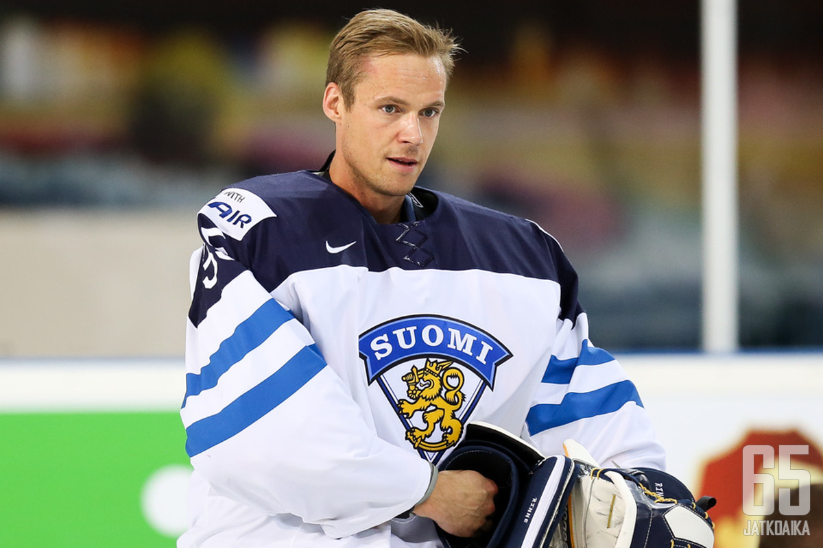 Pekka Rinne torjui Suomen välieriin.