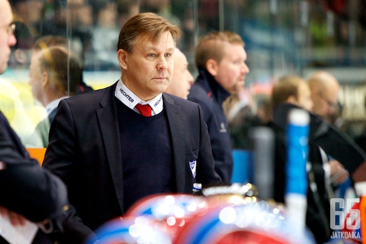 Raimo Summanen on viimeksi valmentanut KHL-seura Avangard Omskia.