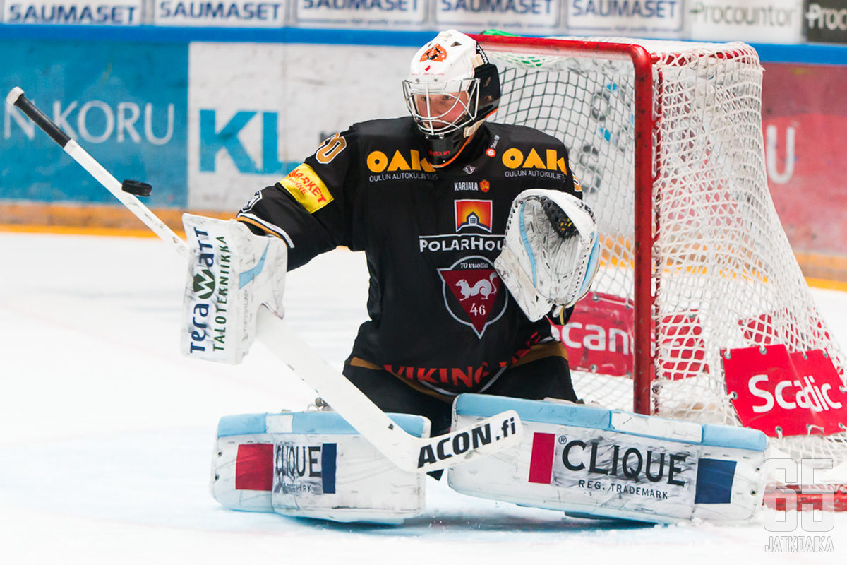 Kärppien maalivahti Sami Rajaniemi torjui lainapestinsä ensimmäisen nollapelin.
