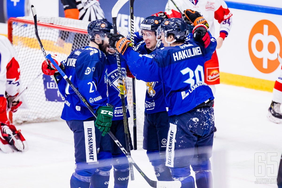 Suomi pääsi juhlimaan maaleja muttei ottelun voittoa.