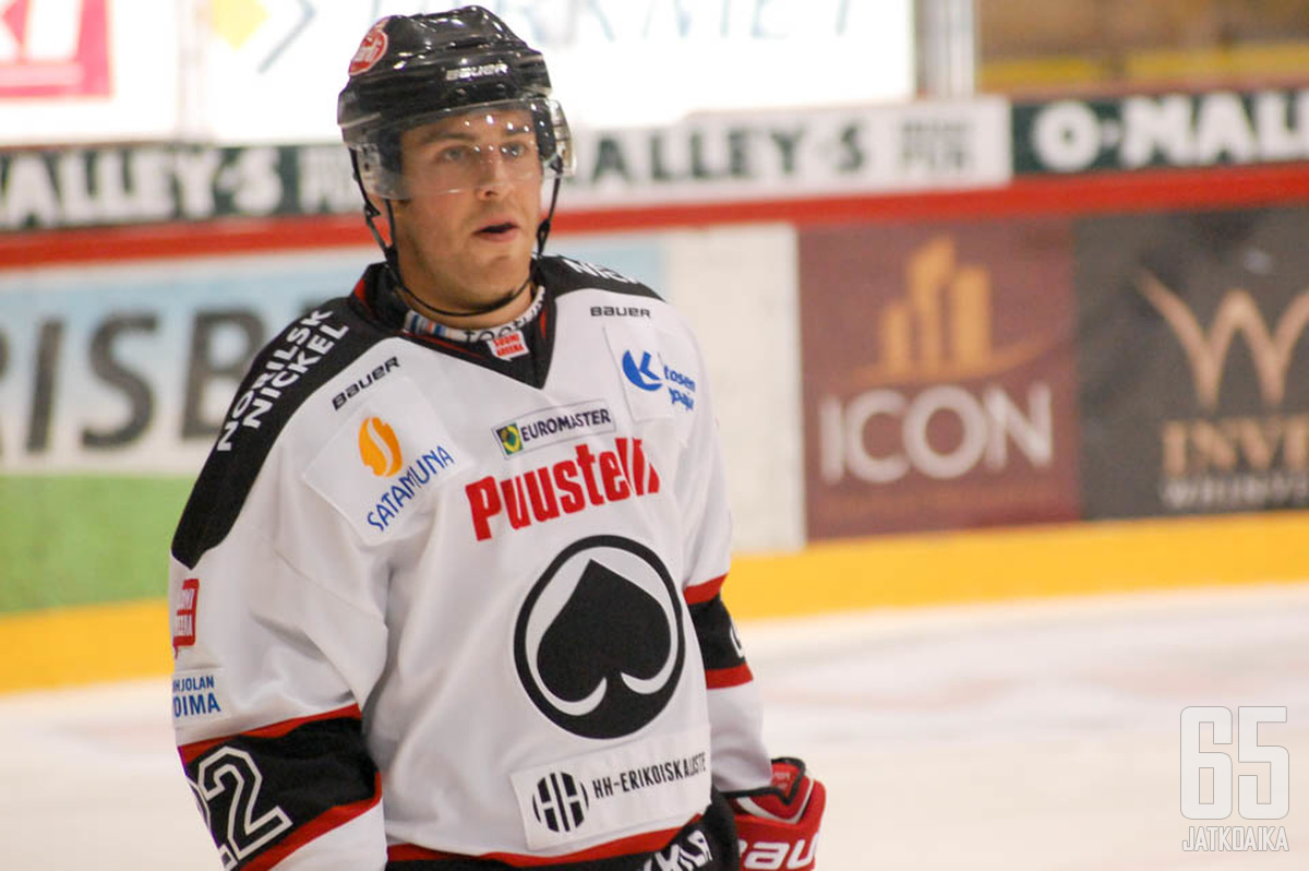 Hansen pelaa Porissa ensi kaudellakin.