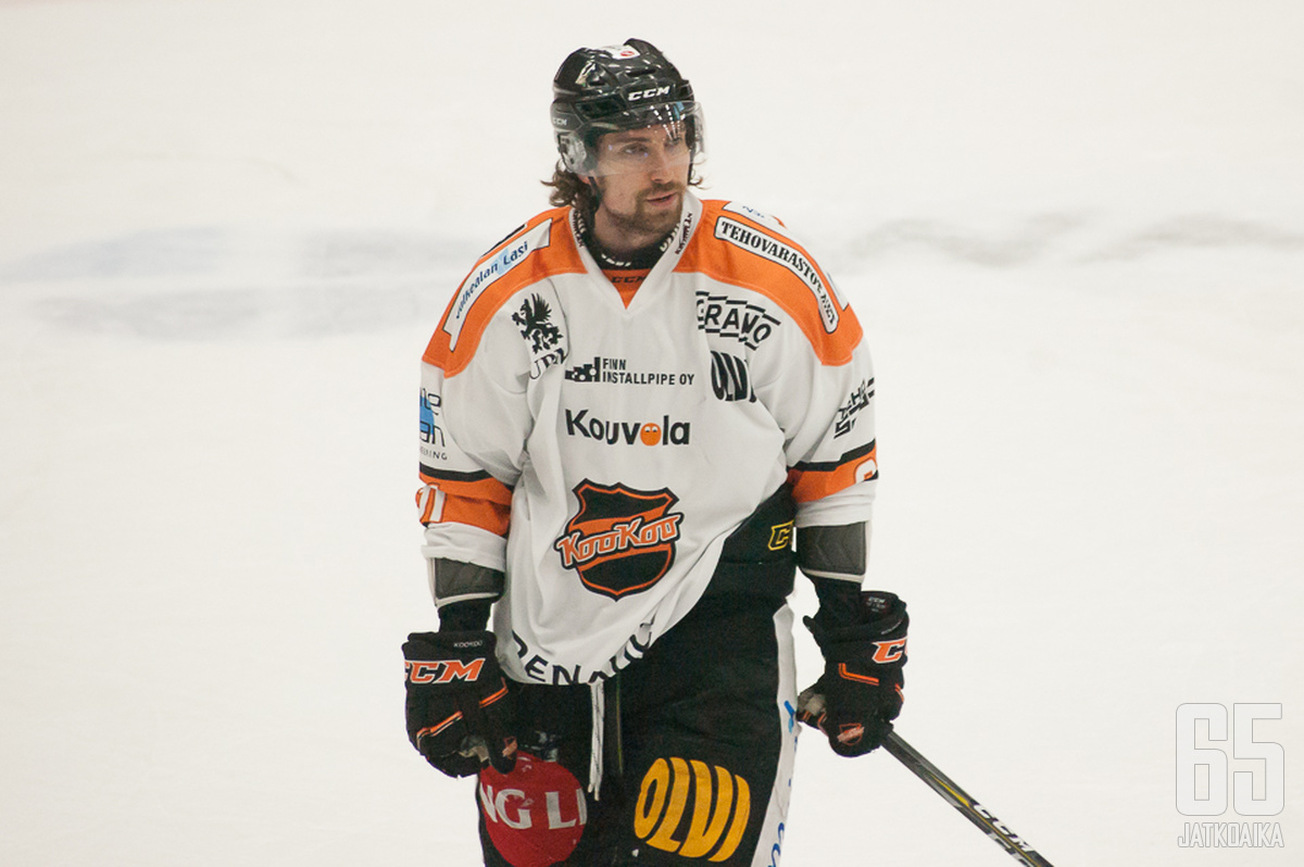 Entinen Ilves-hyökkääjä Kai Kantola oli pelipäällä Hakametsässä Tapparaa vastaan.