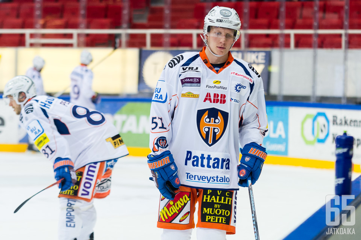 Heikkilä on pelannut Tapparassa 13 ottelua.