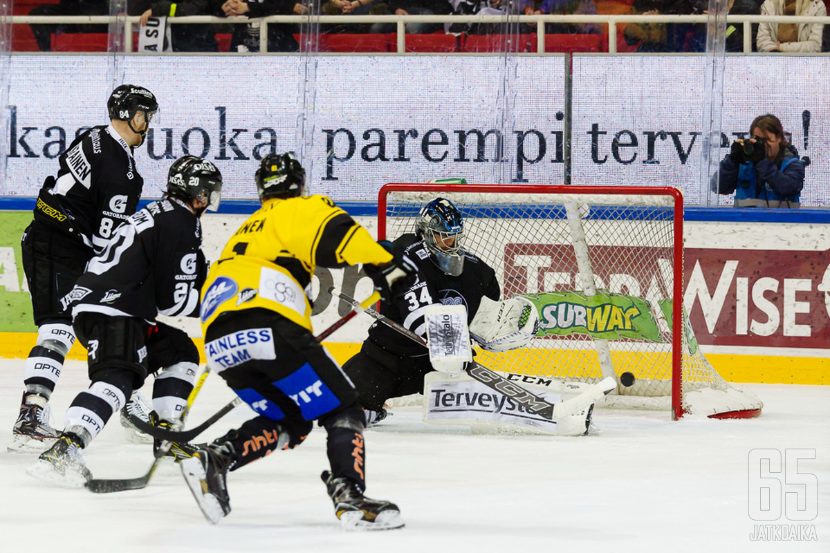 KalPa toivoo kiekon löytävän tiensä maaliin viikon aiempien otteluiden tapaan.