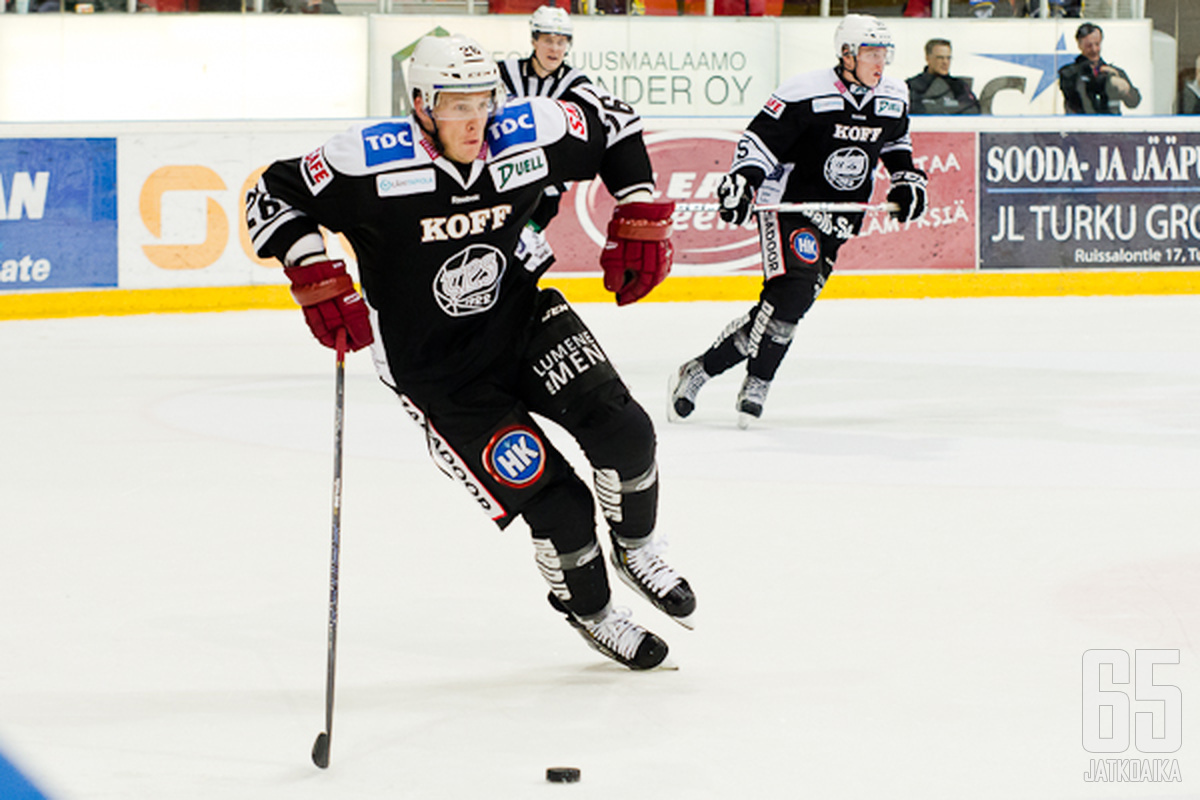 Korpikoski pelasi työsulun aikana kasvattiseurassaan TPS:ssä.