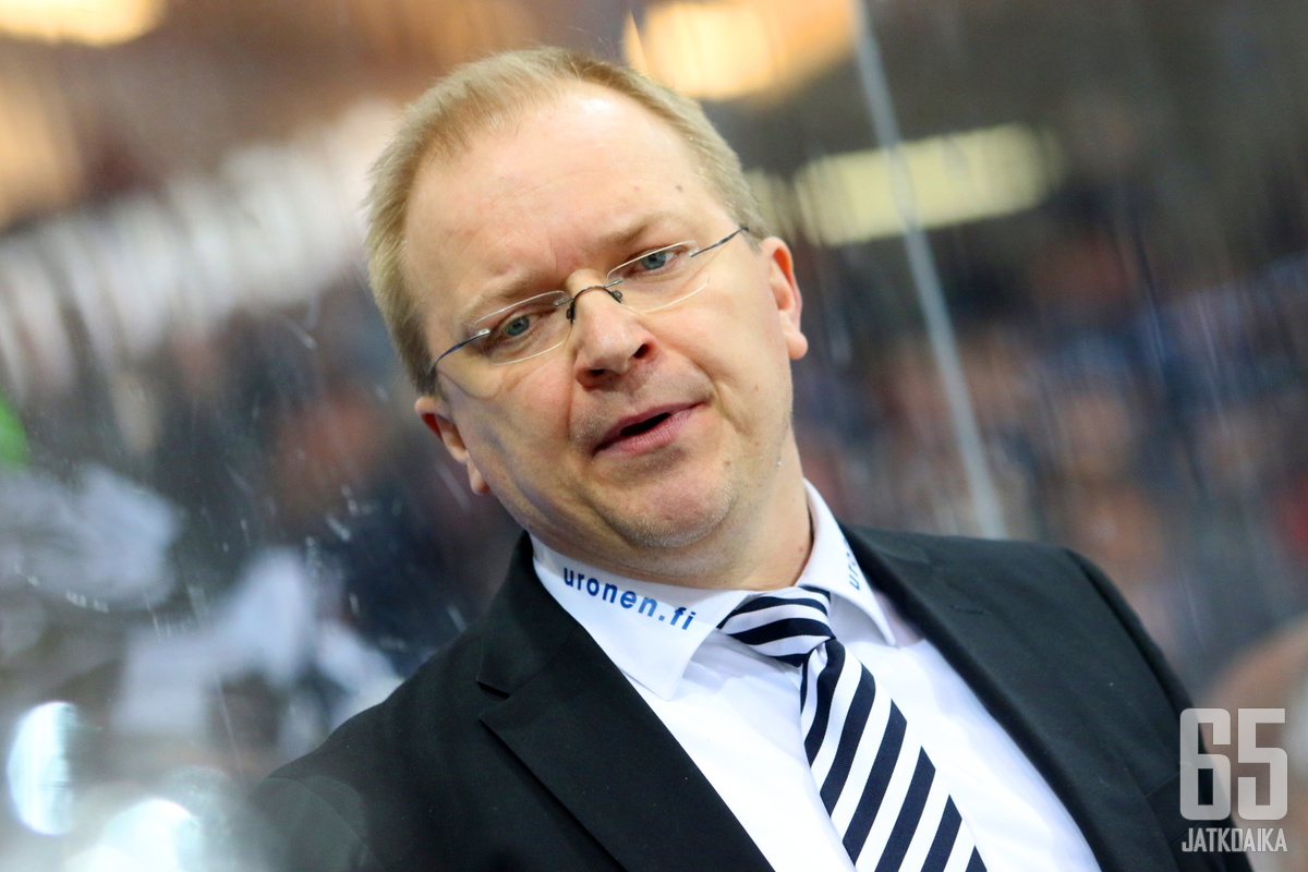 Kalle Kaskisella on kuuden pelin verran kokemusta päävalmentajana Liigan pudotuspeleissä.