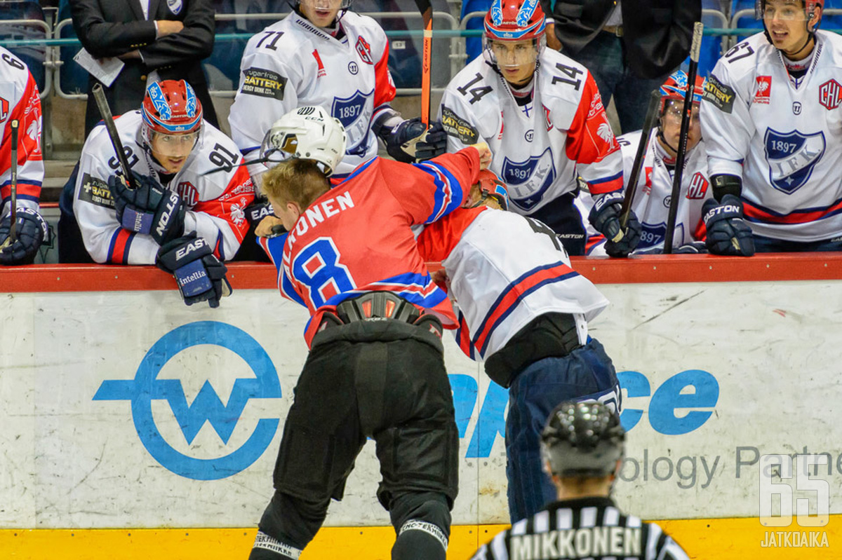 Ennen kauden alkua nyrkit heiluivat Sport-HIFK-ottelussa. Miten käy perjantai-illassa?