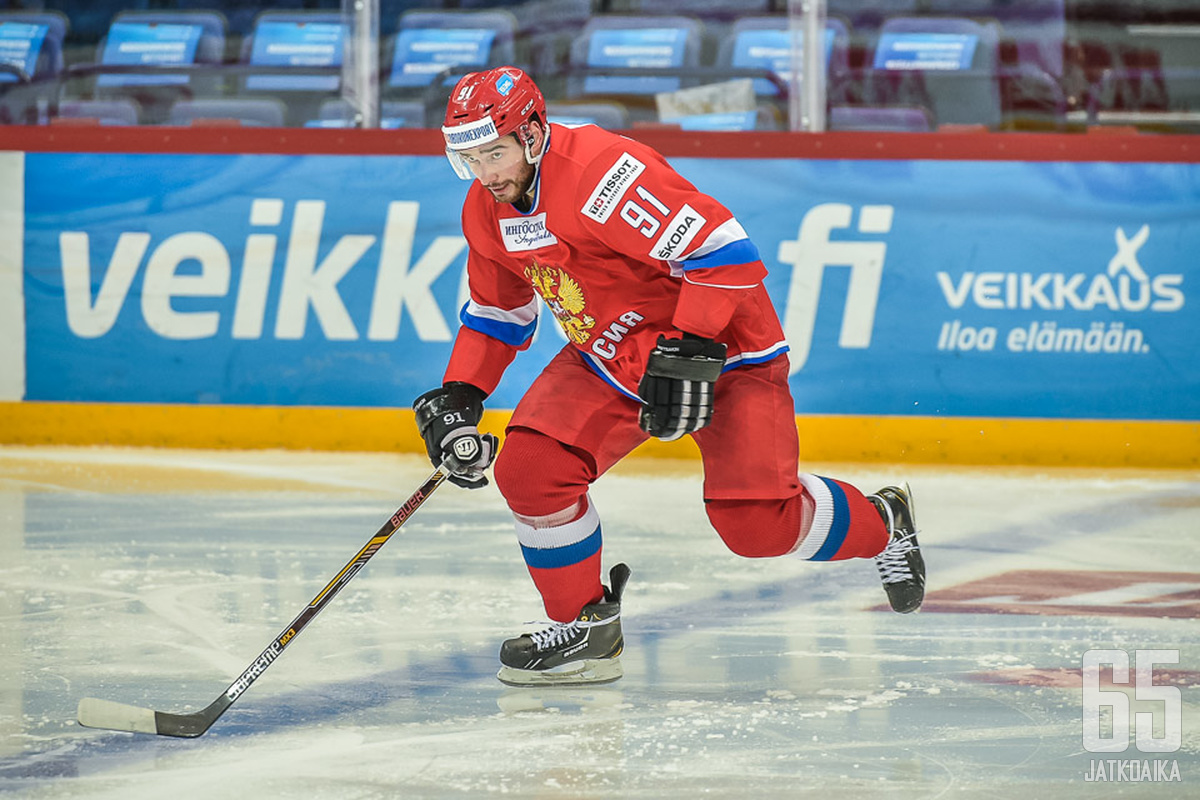 Pivtsakin pelasi Venäjän paidassa Helsingin EHT-turnauksessa vuonna 2014.