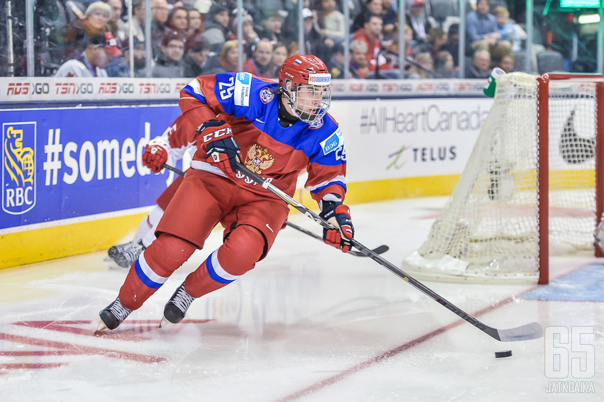Provorov on edustanut Venäjää alle 18- ja alle 20-vuotiaiden kisoissa.