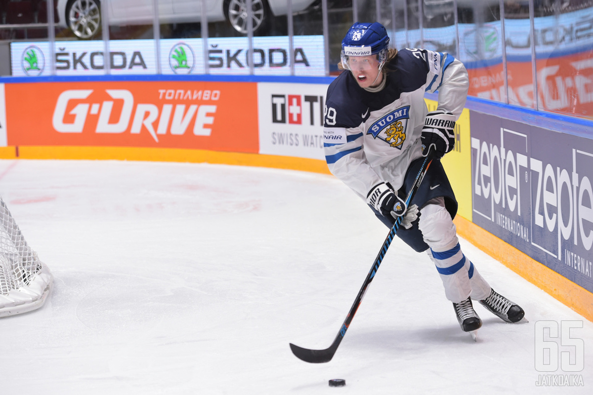 Patrik Laine punnersi Ranskaa vastaan kaksi tehopistettä, mutta ei ollut täysin tyytyväinen suoritukseensa.