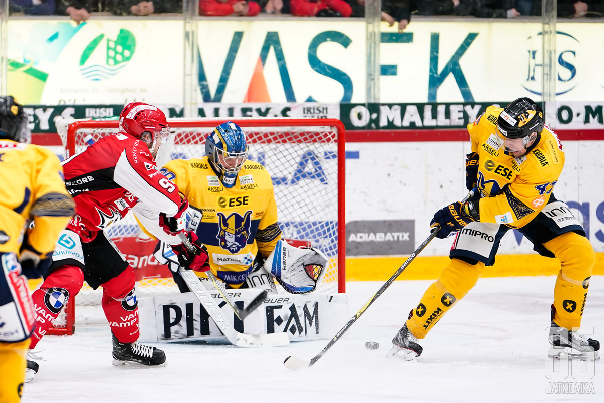 Sportissa esiintynyt Kozek siirtyy Ruotsiin.