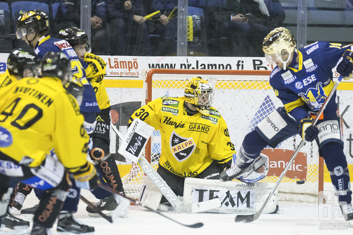 Denis Godla oli Jaakko Rissasen tavoin KalPan voiton takuumiehiä. (Arkistokuva)