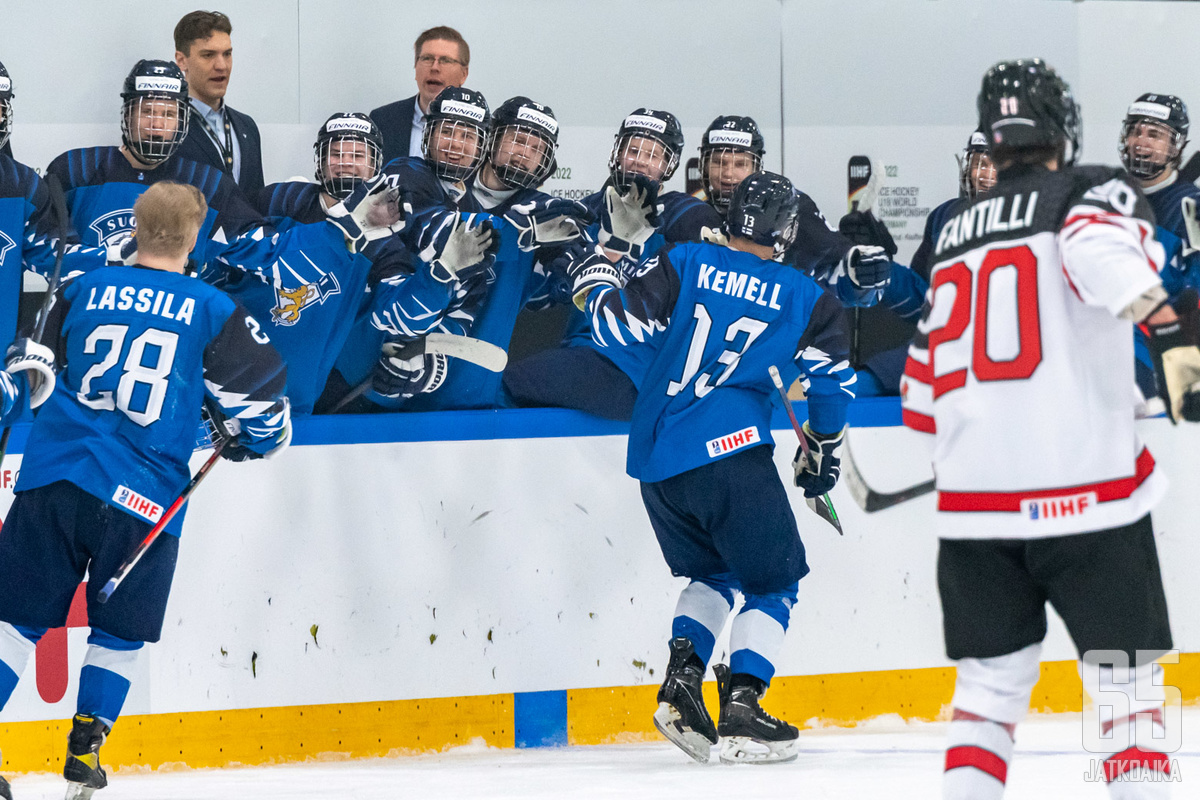 JYPin tähtihyökkääjä Joakim Kemell oli avainasemassa Kanadaa vastaan U18-puolivälierässä.