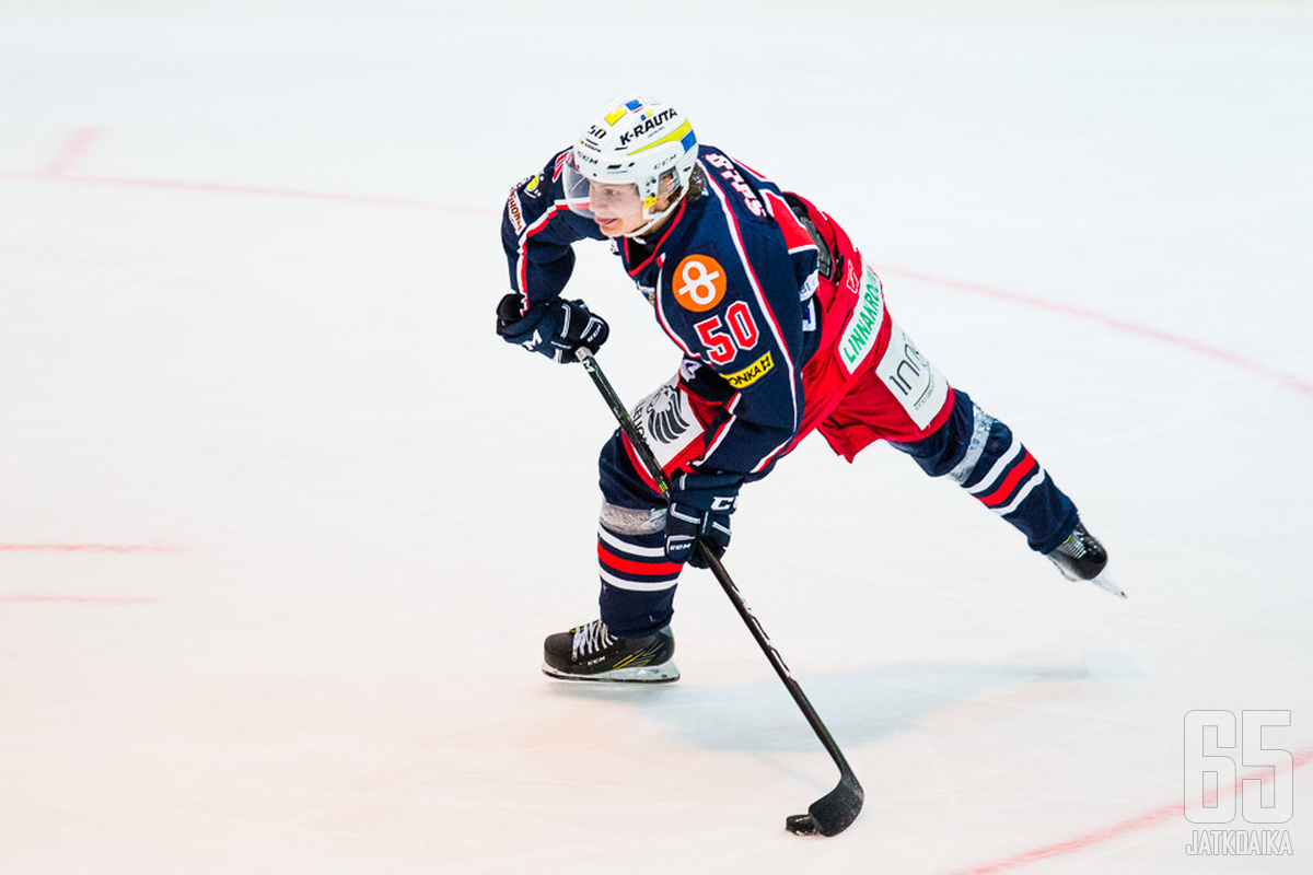 Niklas Salo pelaa ensimmäisiä miesten pudotuspelejään.