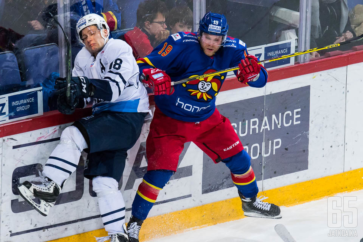 Roope Talaja porhalsi KHL-kaukaloihin omalla tyylillään.