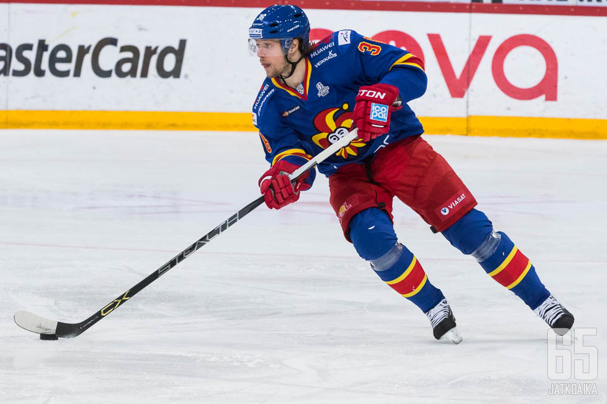 Jokerit-puolustaja Philip Larsenin NHL-oikeudet siirtyivät Vancouverille.