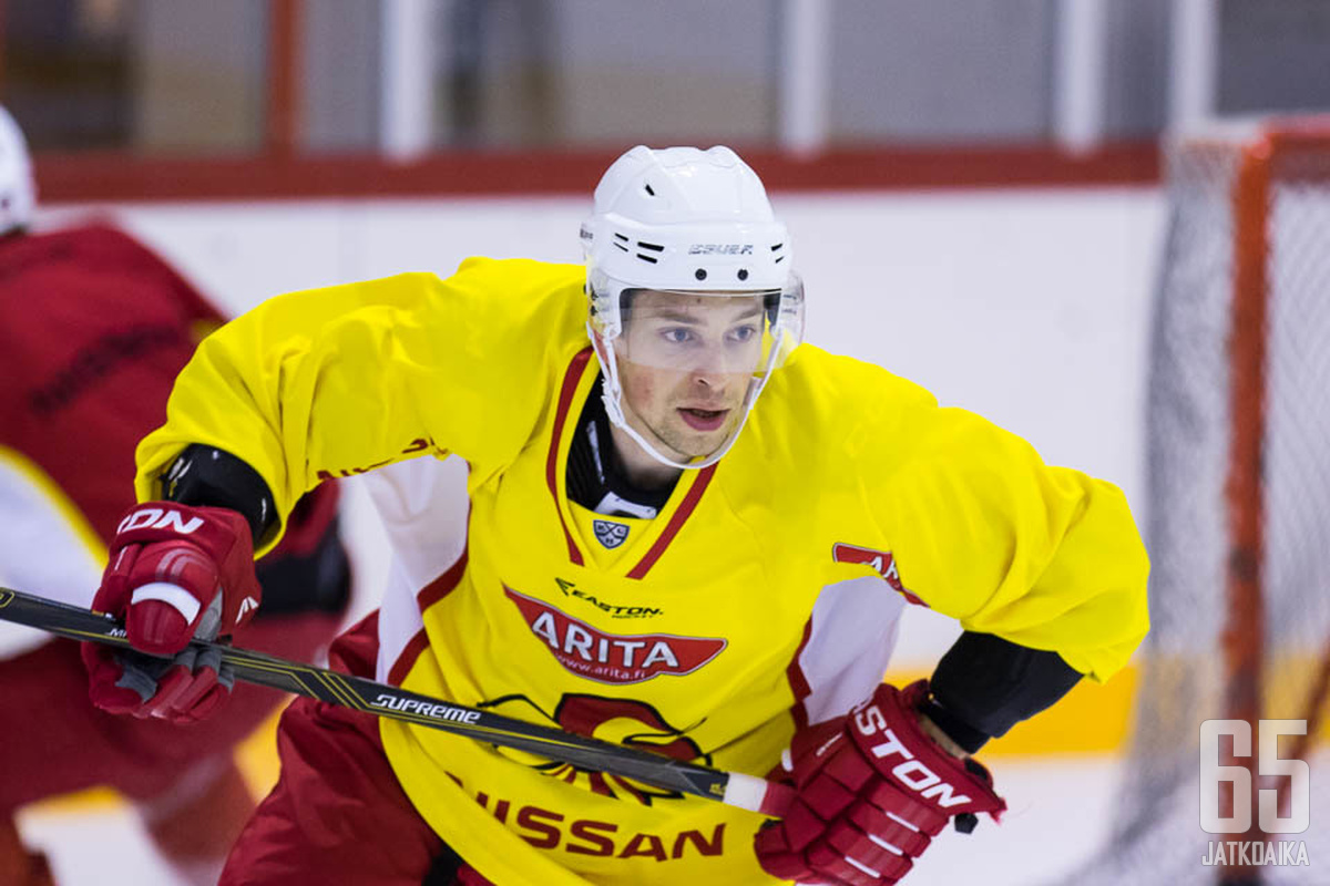 Sakari Salminen nähdään KHL:ssä myös tällä kaudella.
