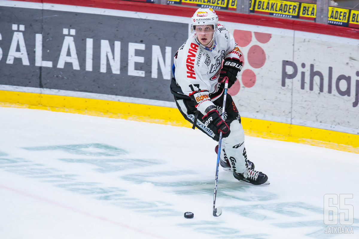 Jyväskylässä viimeksi kaudella 2017–18 pelannut Puustinen palaa tuttuun ympäristöön.