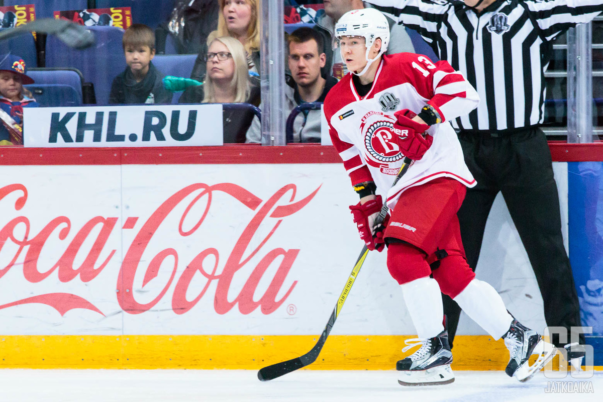 Jesse Mankisesta tuli toinen kauden aikana KHL:stä potkut saanut suomalainen.