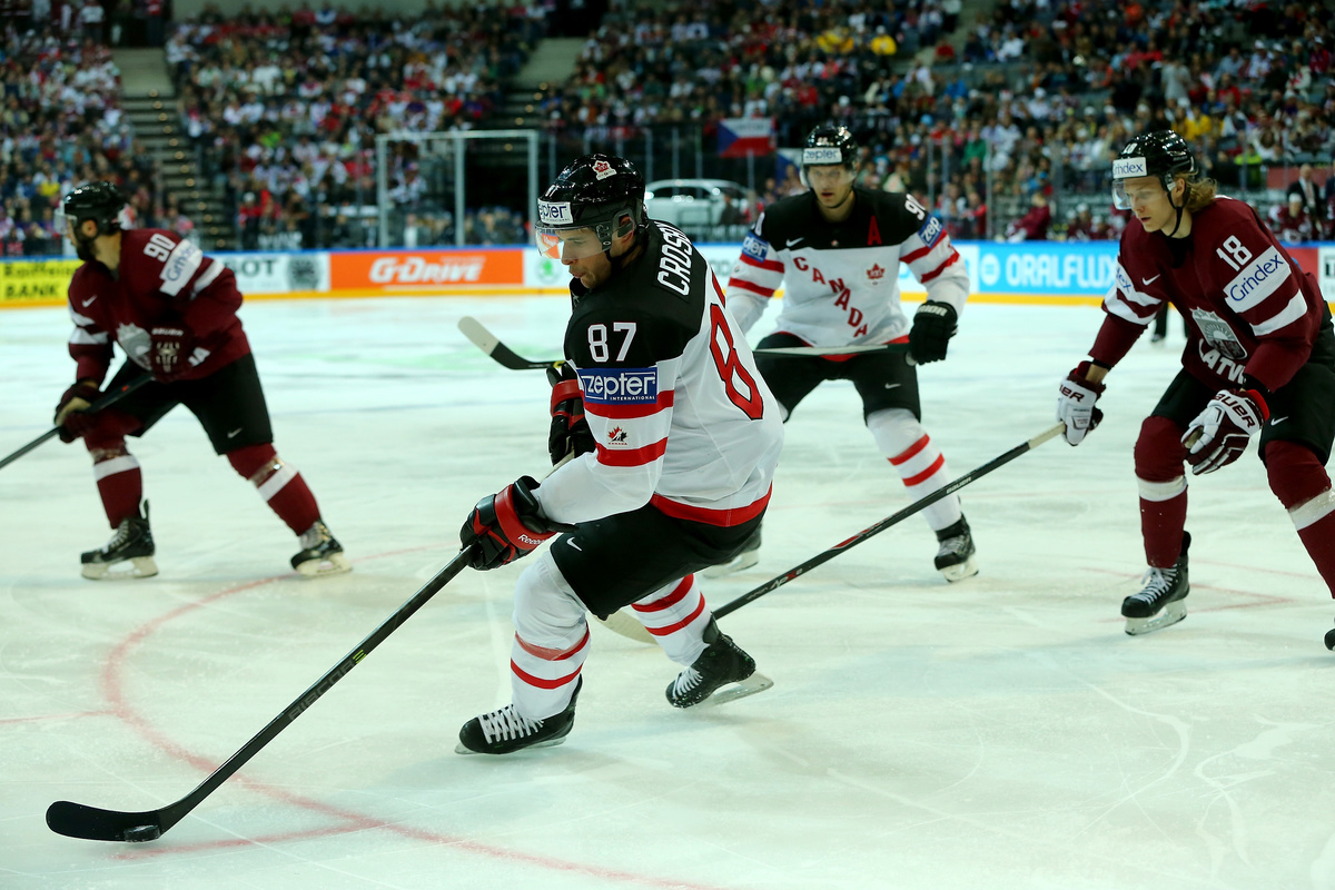 Sidney Crosbyn ja Jason Spezzan ykköskentällinen oli myrkkyä Latvialle.