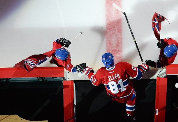 Canadiens kaupittelee Lars Elleriä.