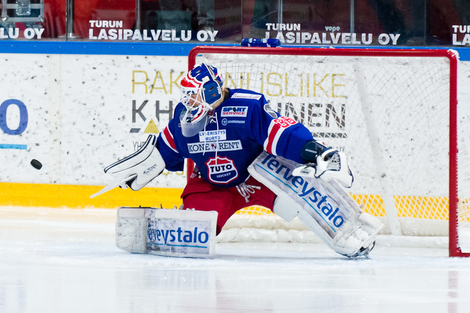 Kaapo Kähkönen oli runkosarjassa ja tulee olemaan pudotuspeleissäkin yksi TUTOn tärkeimmistä pelaajista.