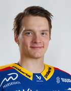 Niklas Peltomäki, #28