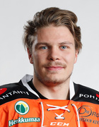 Paavo Tyni, #8